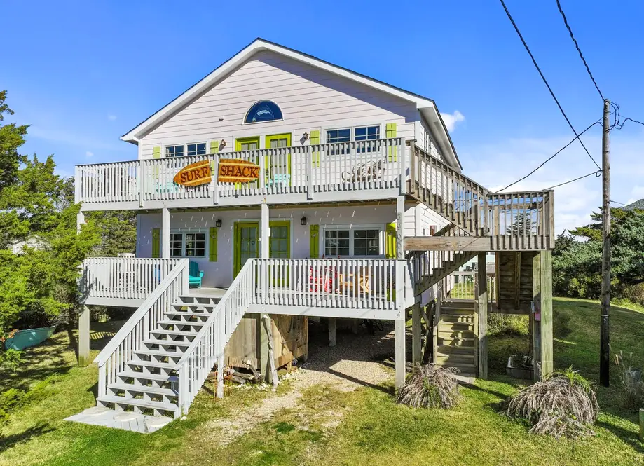 7556 - Surf Shack