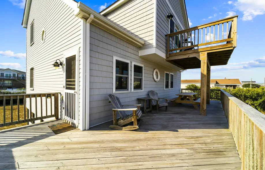 R Beach House