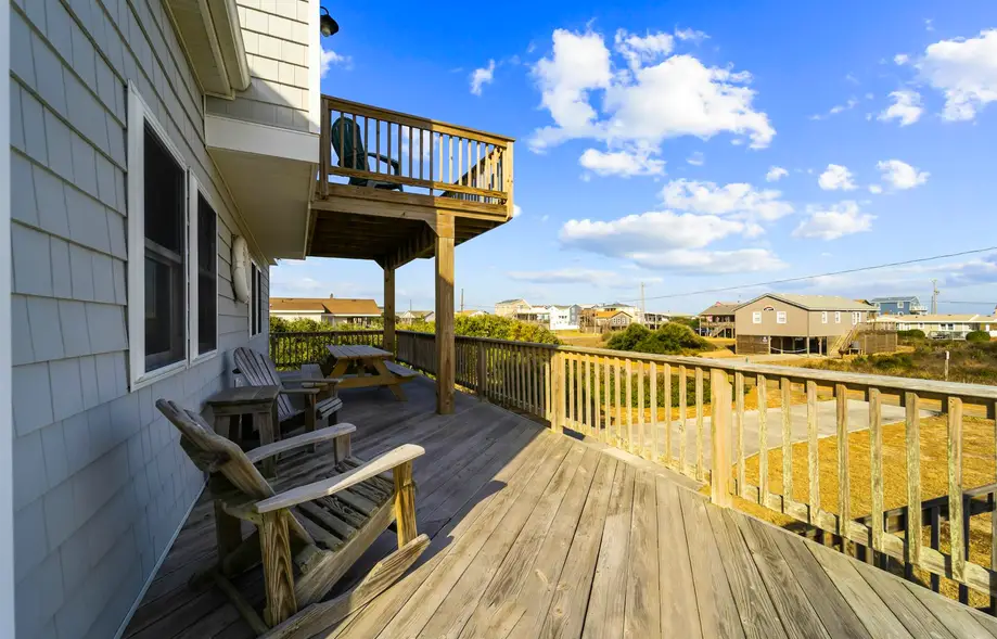 R Beach House
