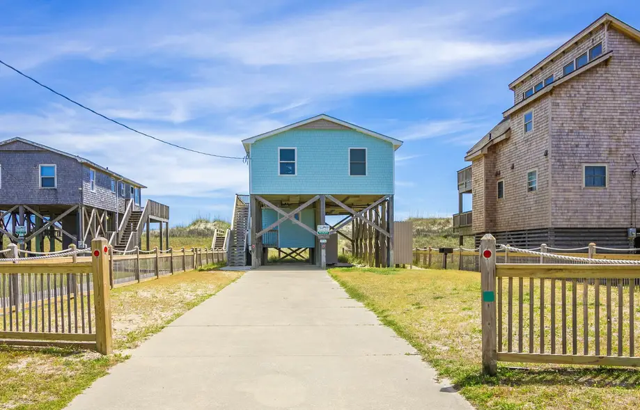 7916 - Hatteras Vista