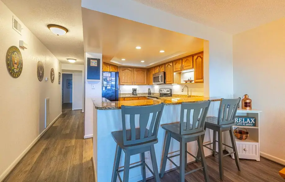 Heron Cove 203N