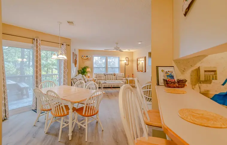 015 | Oyster Pointe M-2