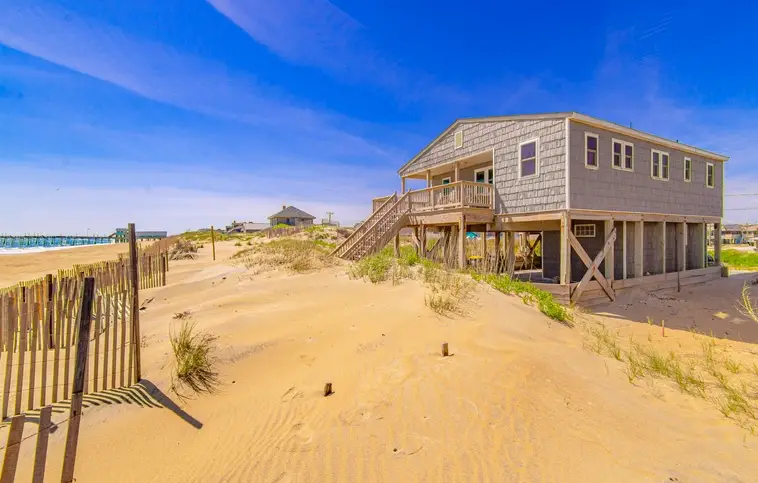 057 | The Aqua Hut