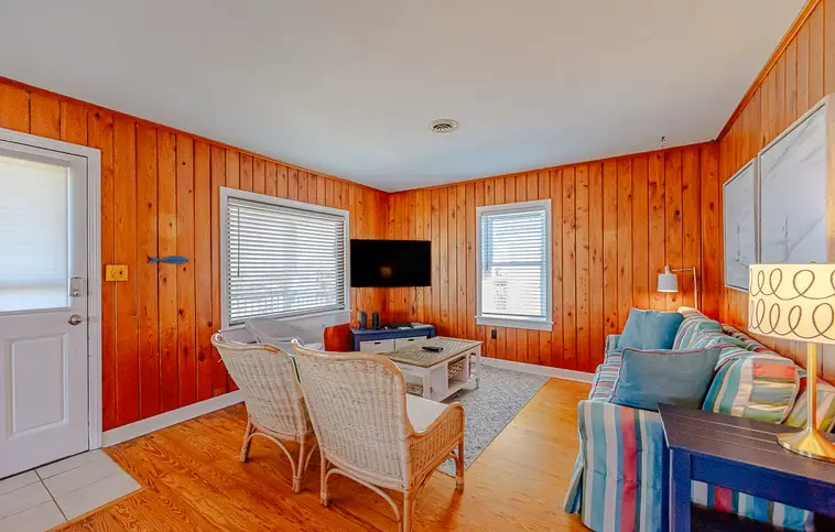 152 | Carolina Blue Moon Cottage