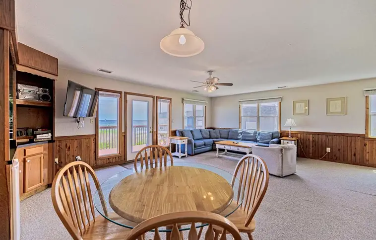 18S-F | Eighteen South Unit F