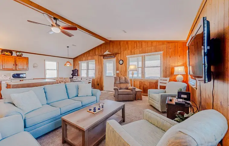 333 | Christman Cottage