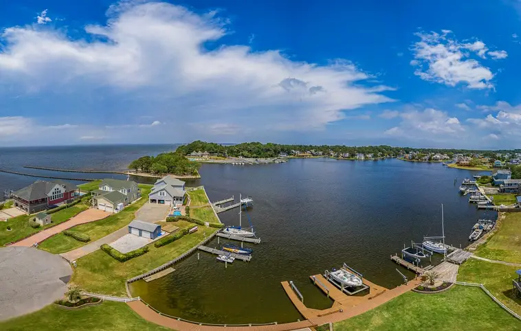 391 | Harbour Point