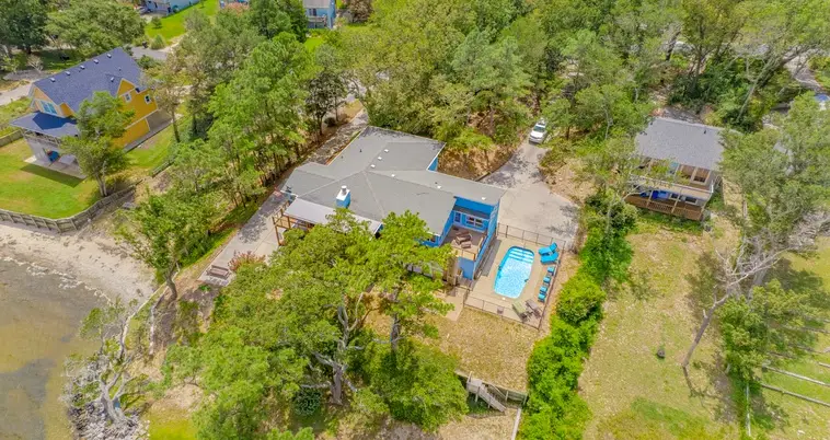 414 | Osprey Point