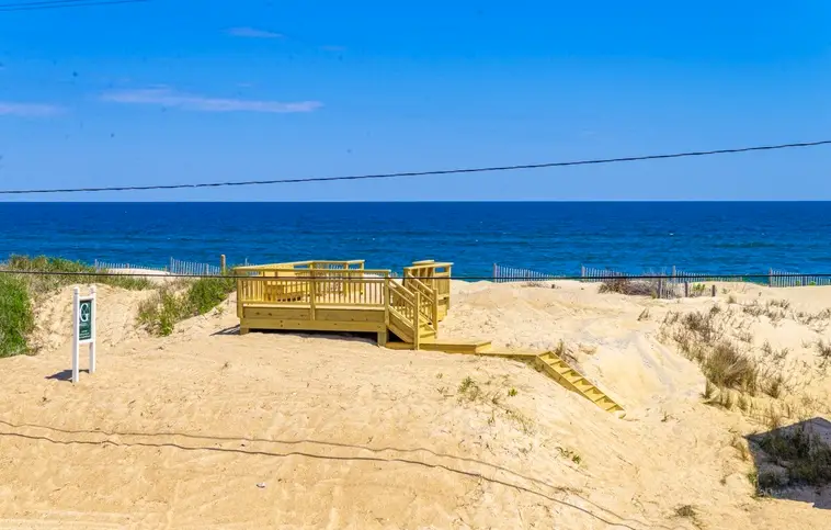 734 | Over The Dune