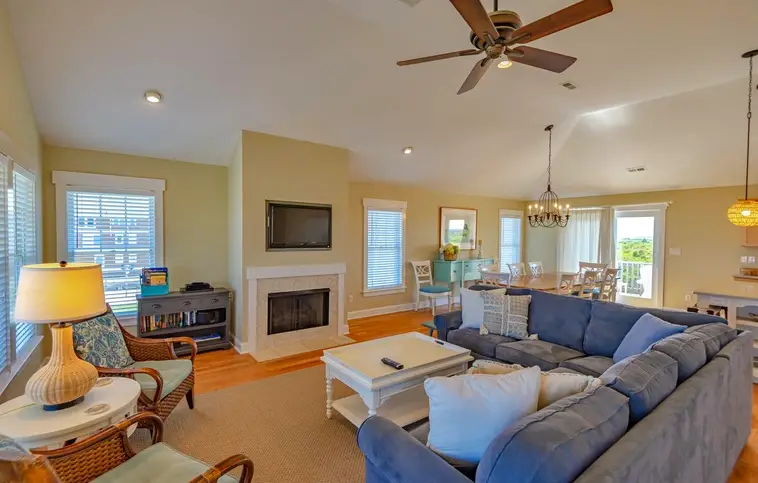 775 | The Bluewater Cottage