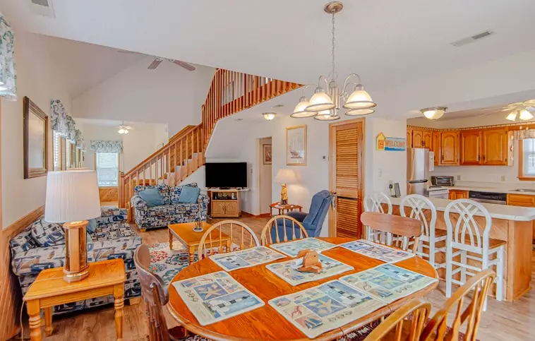 814 | OBX Family Escape