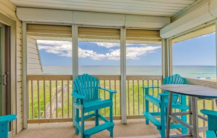 AV-3D | Admirals View Condo