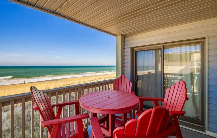 AV2-2B | Admirals View II Condo Unit 2B