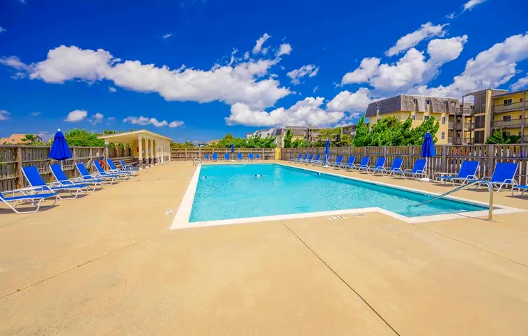 GST-G3 | Golden Strand Condo G3