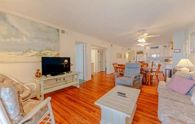 GST-G3 | Golden Strand Condo G3