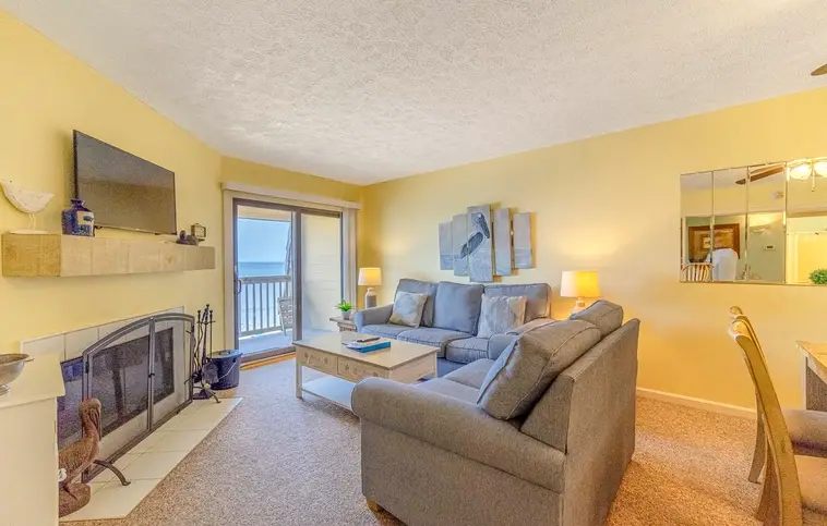 GST-H3 | Golden Strand Condo H3