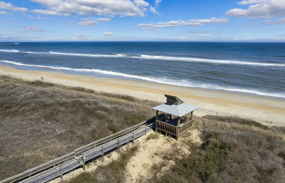 2955 - Lois' Atlantic View