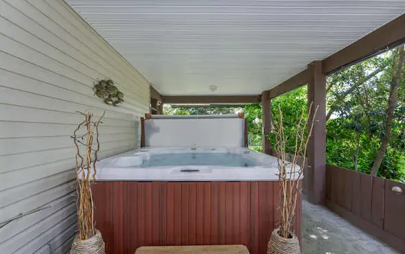 5138 - Wylie's Beach Oasis