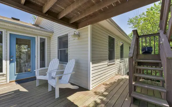 5138 - Wylie's Beach Oasis