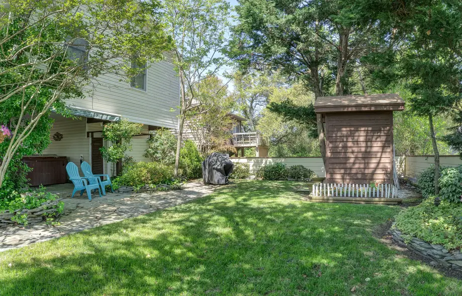 5138 - Wylie's Beach Oasis