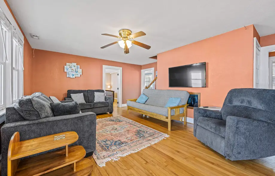K9410 OBX Soundfront Hideaway 3 Bedroom Home in Jarvisburg
