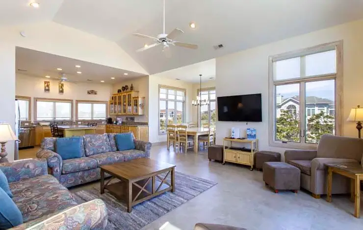 OCEAN CREST PARADISE