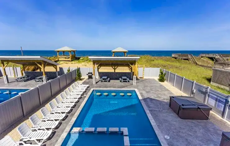 OCEAN ROYALE