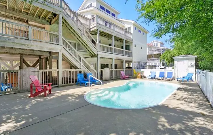 SANDY CHATEAU