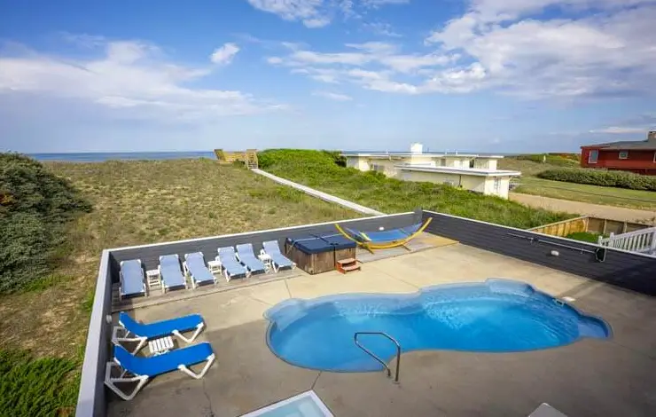 THE BEACH HOUSE