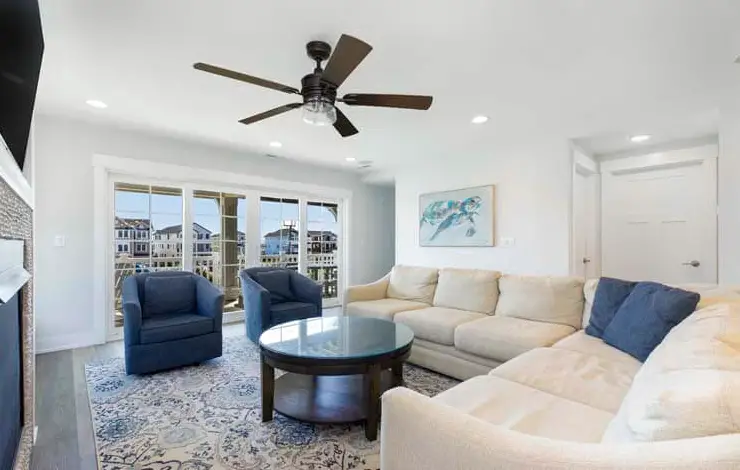 SAPPHIRE BY THE SEA - 9 BR Vacation rental home in Kill