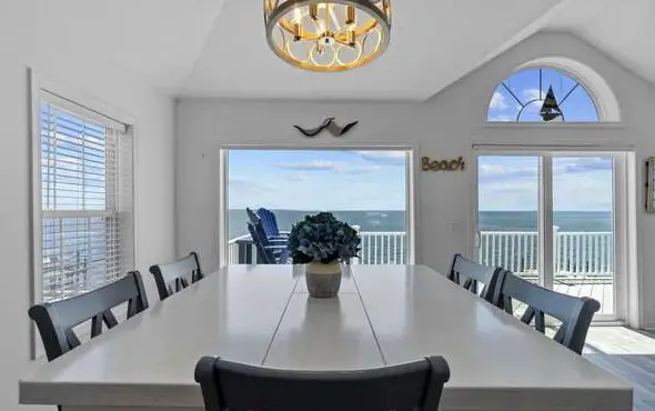 rental image 3