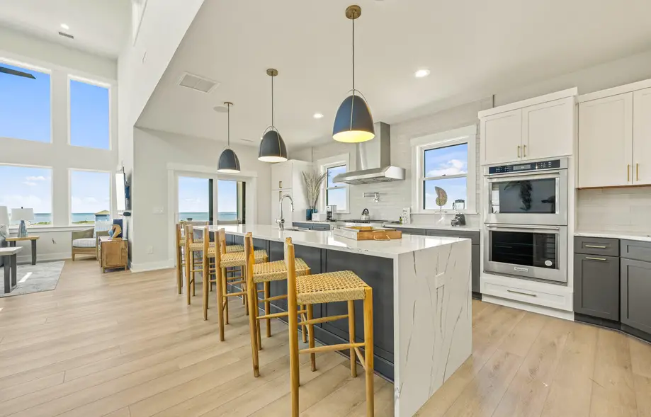 K6513 Four Seasons 11 Bedroom Oceanfront Home