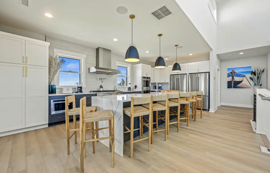 K6513 Four Seasons 11 Bedroom Oceanfront Home