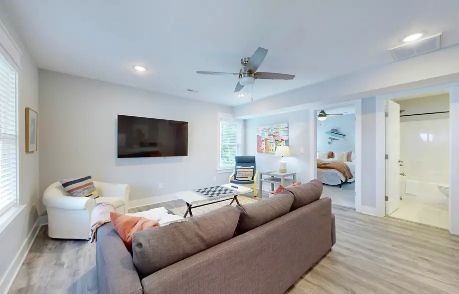 Seaside Escape - Lower Level 