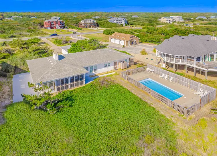 380 | Seaside Hideaway