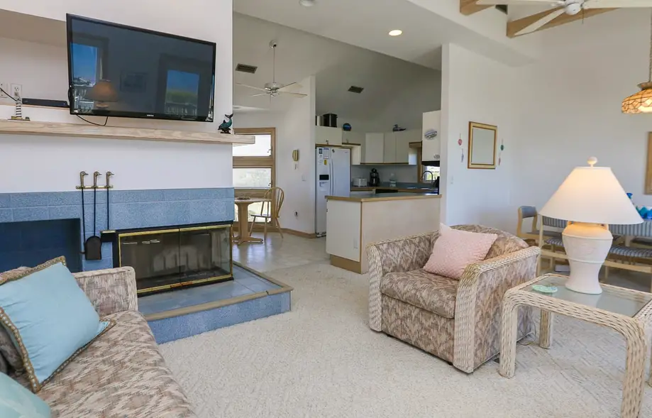 MACWATER BEACH HOUSE