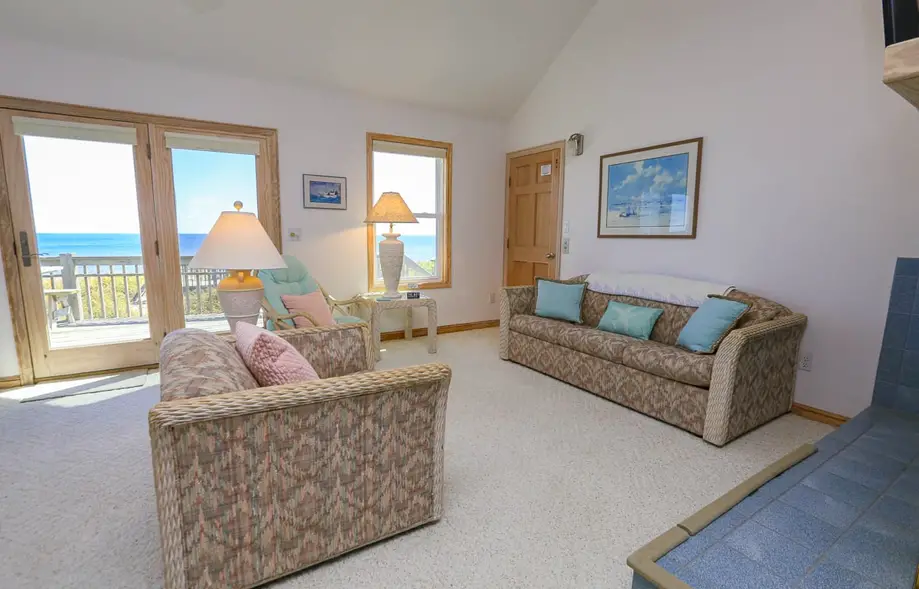 MACWATER BEACH HOUSE