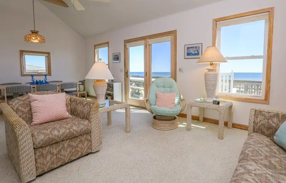 MACWATER BEACH HOUSE