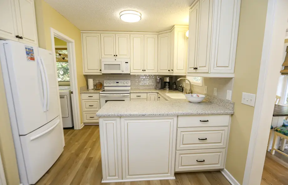 SOUTHERN OAKS HIDEAWAY