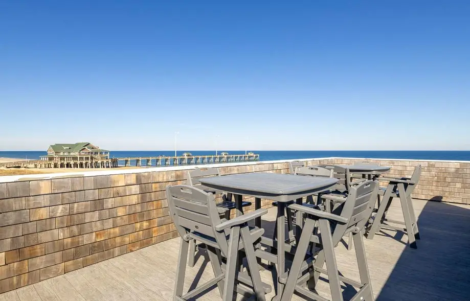 Pier House