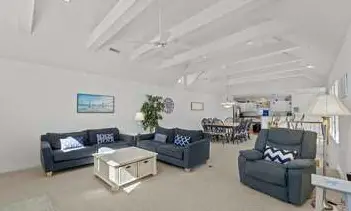 Caroline's Cove