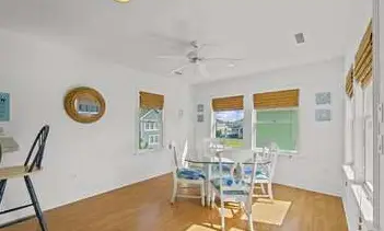 Caroline's Cove