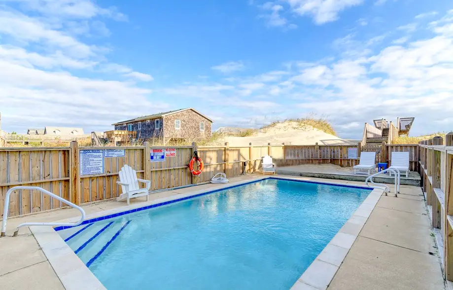Tradewinds North 619