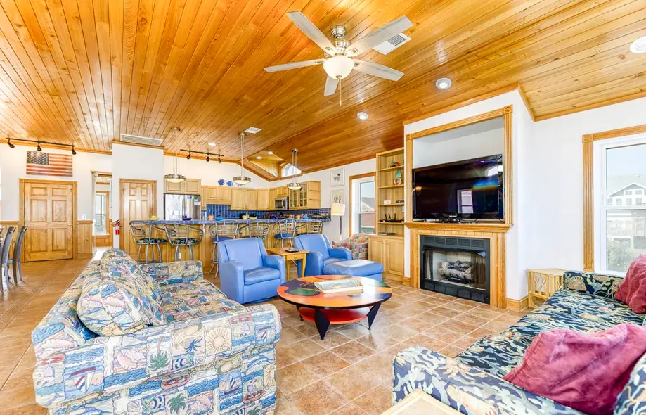 Tradewinds North 619