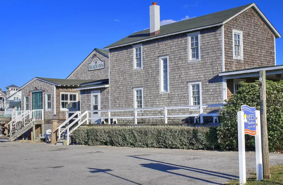 NHBIEV Nags Head Beach Inn & Event Venue