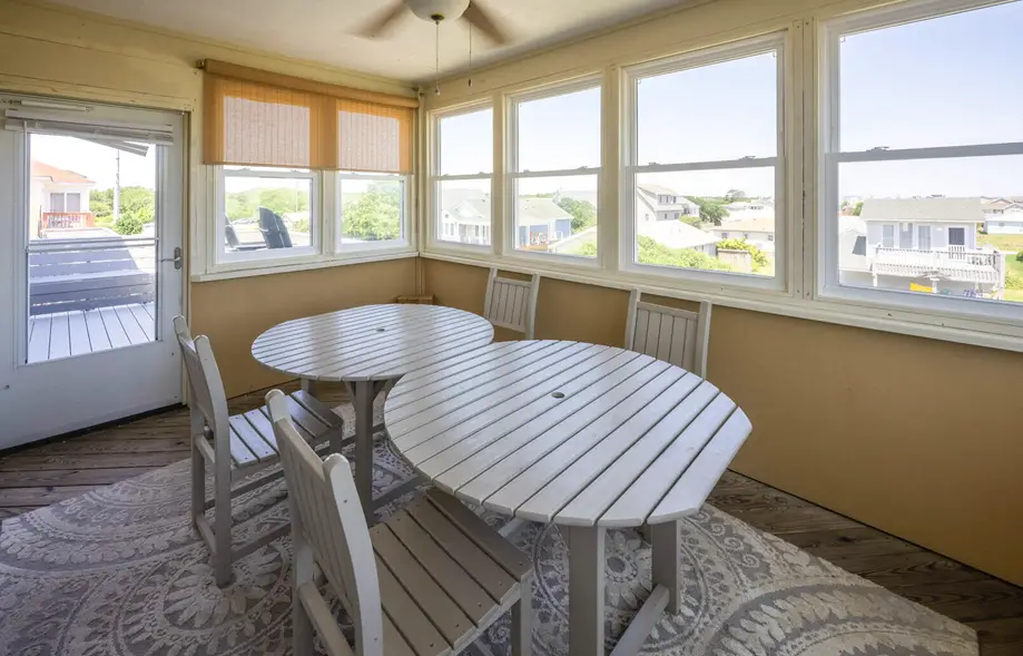 K7019 Casa de Playa 4 Bedroom Home in Kill Devil Hills