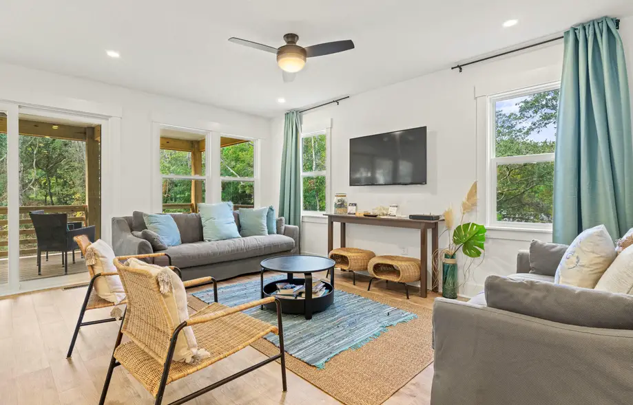 K7605 Sea Glass Shack 4 Bedroom Home in Southern Shores