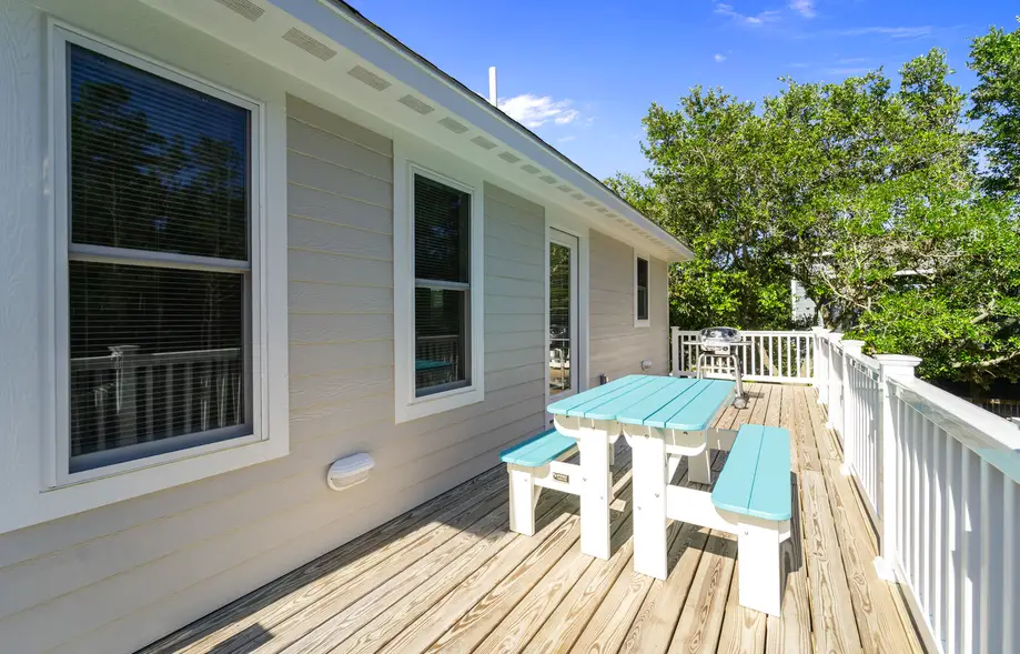 1541 - Birdie Beach Bungalow
