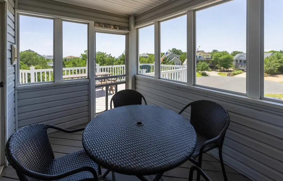 K9067 Purple Duck 4 Bedroom House at Poteskeet in Duck