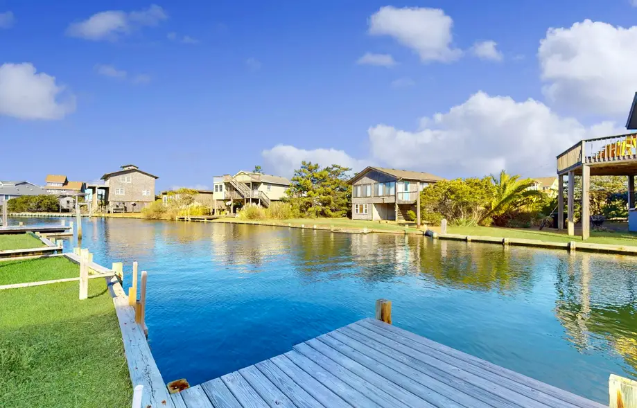 Duckin Around #209-HC